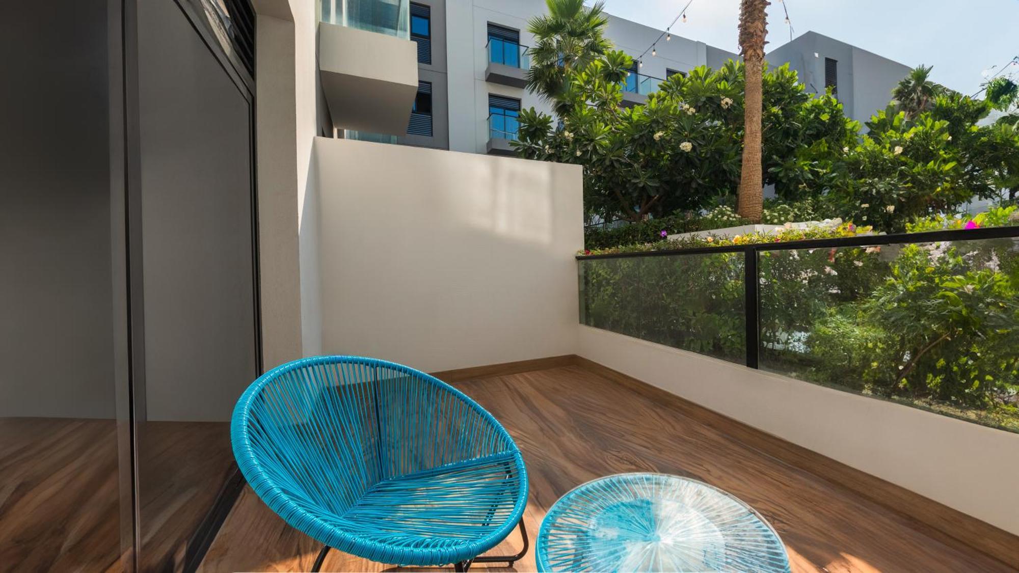 Izzzi Life Mint Aparthotel Dubai Exterior foto